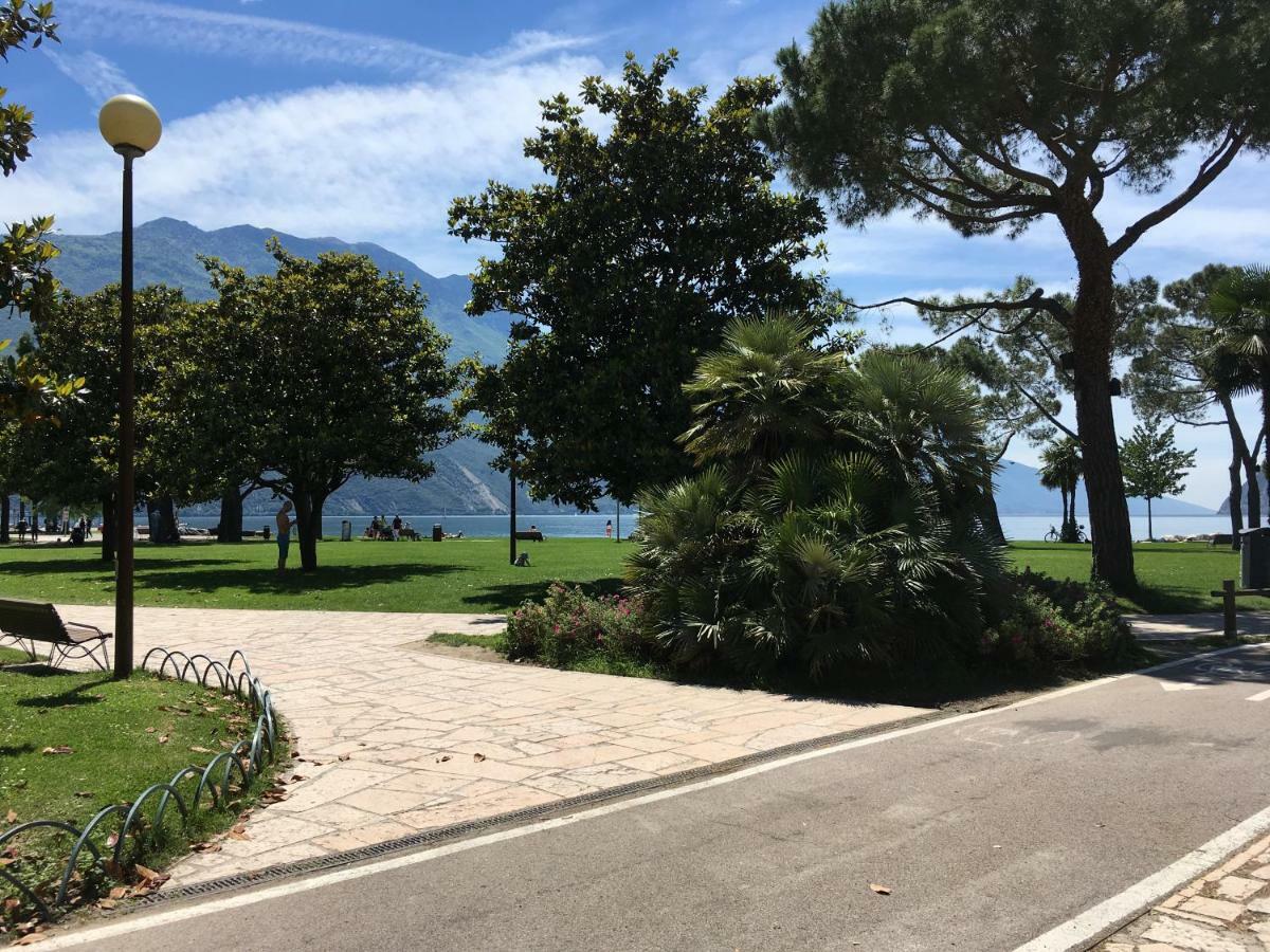 Appartamento Al Lago Riva del Garda Exterior foto
